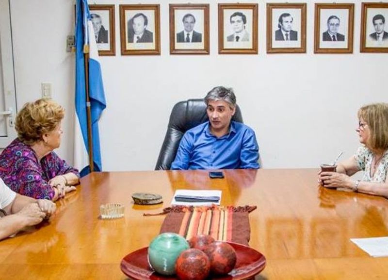 Reunión en la comuna.