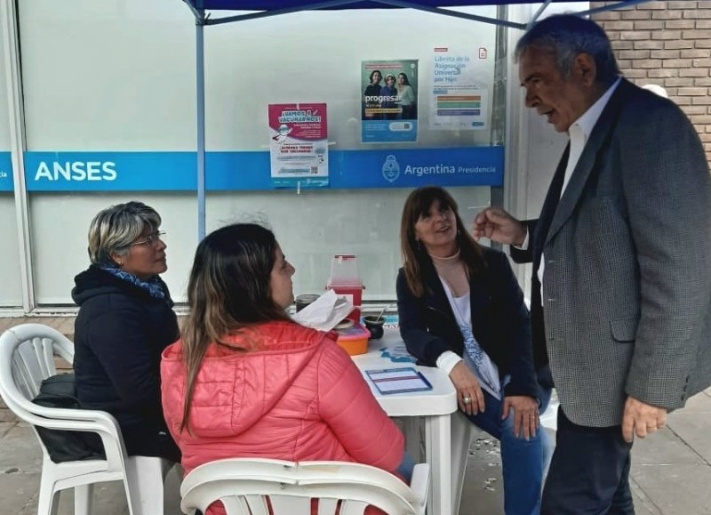 Esta acción forma parte de las llevadas a cabo para continuar con la colocación de dosis de refuerzo a distintos segmentos etarios.