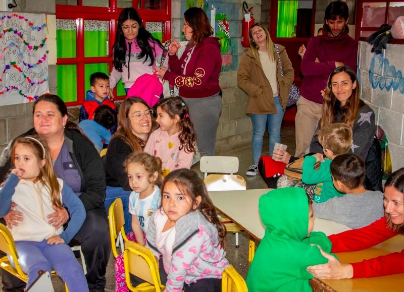 La jornada se llevó a cabo en coincidencia con la conmemoración del Día del Respeto a la Diversidad Cultural.