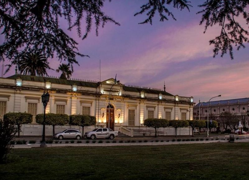 La Municipalidad entregará menciones a los estudiantes con mejor promedio.