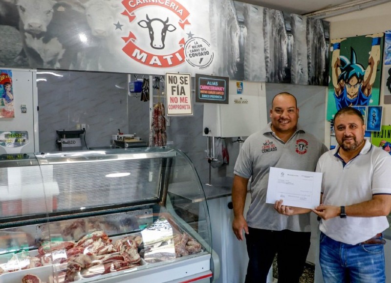 Impulso al desarrollo local: entregaron habilitaciones comerciales