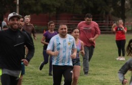 Los alumnos participaron de una maratón y recibieron la visita del intendente Waldemar Giordano.